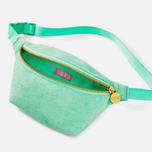 Stoney Clover Lane Terry Cloth Green
Fanny Pack Limited Edition Target - Picture 6 of 9